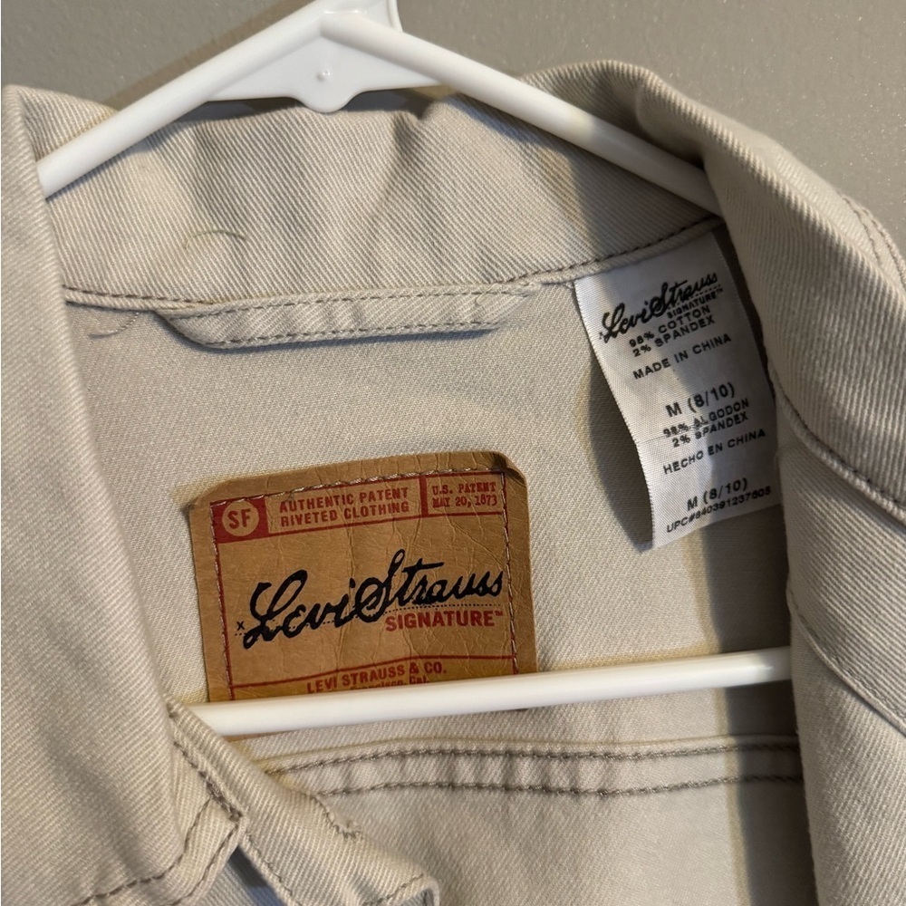Levi's Women’s Like-New Cream Jean Denim Jacket - Picture 3 of 8